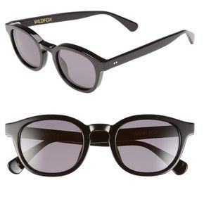 New in box WIldfox Smart Fox sunglasses black